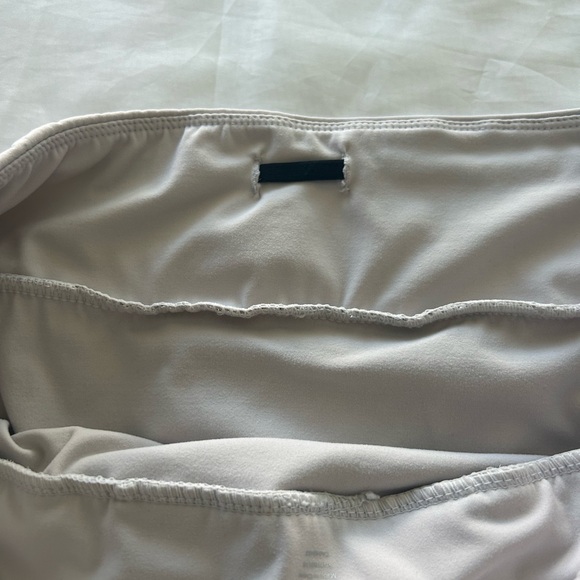 VARLEY High Waist Derby Alabaster Python Snake Print Gym Running Shorts XL - Picture 13 of 16